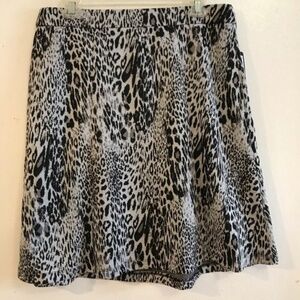 SOHO women’s midi line A skirt leopard animal print black and white size M